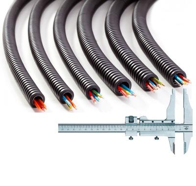 Таблица соответствия размеров кабеля и металлорукава, труб гофрированных /  жестких