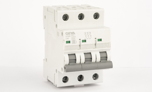 Автоматический выключатель GEYA GYM8-3P-10C, 3P, 10A, хар-ка C, 4,5kA, 3M, без подкл. AU8, AL8