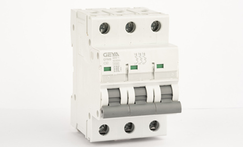 Автоматический выключатель GEYA GYM8-3P-32C, 3P, 32A, хар-ка C, 4,5kA, 3M