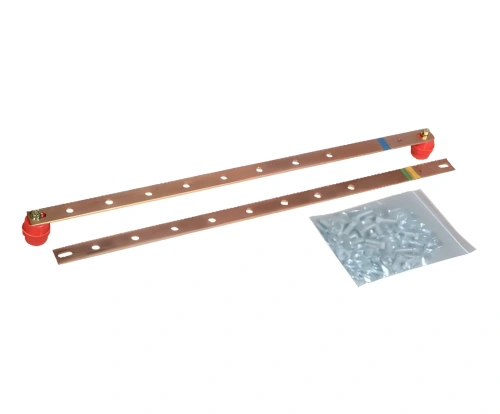 Набор шин N и PE к ПР (160А) Шина М1Т 288х20х3 8хМ6, на изоляторах Набор шин N и PE к ПР (160А) Шина М1Т 288х20х3 8хМ6, на изоляторах