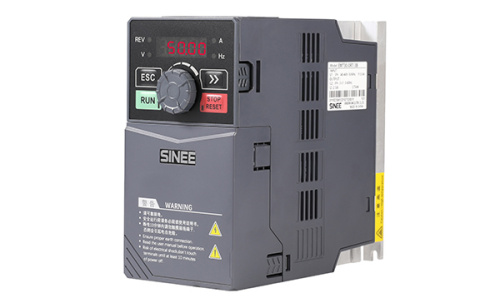 Преобразователь частоты SINEE EM730-0R7-2B, 1ф вход/3ф выход, 230VAC, 4.8A, 0.75kW, IP20, корп.A0 фото 3