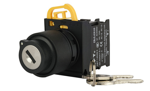 Переключатель APT PB3E, с ключом, 0<-I, возврат, ключ выним. в 0, 1NO, 6A 230VAC/24VDC, 22mm, IP65 Переключатель APT PB3E, с ключом, 0<-I, возврат, ключ выним. в 0, 1NO, 6A 230VAC/24VDC, 22mm, IP65