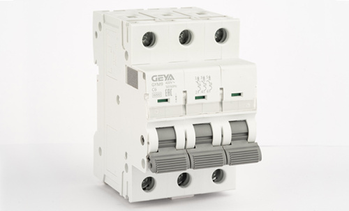 Автоматический выключатель GEYA GYM9-3P-6C, 3P, 6A, хар-ка C, 6kA, 3M Автоматический выключатель GEYA GYM9-3P-6C, 3P, 6A, хар-ка C, 6kA, 3M